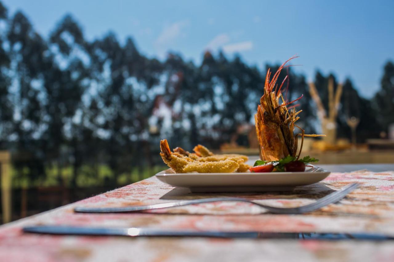 Nobile Hotel Convention Ciudad Del Este Exterior photo A prawn and chips meal