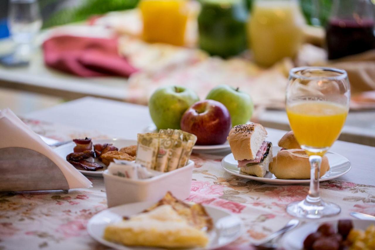 Nobile Hotel Convention Ciudad Del Este Exterior photo A typical breakfast in Italy